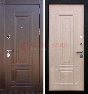 Коричневая входная дверь с МДФ ДМ-173 для кирпичного дома в Саранске