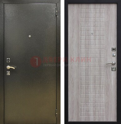 Железная темная дверь с порошковым покрытием и филенчатой МДФ ДП-297 в Саранске
