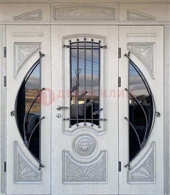 Большая парадная дверь Винорит со стеклом и ковкой ДПР-108 в Саранске