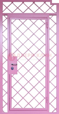 Розовая металлическая решетчатая дверь ДР-15 в Саранске