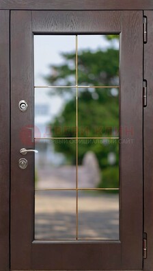 Коричневая стальная дверь со стеклом ДС-19 в Саранске