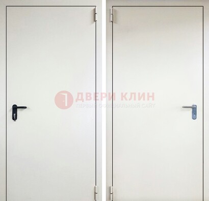 Белая железная техническая дверь ДТ-16 в Саранске