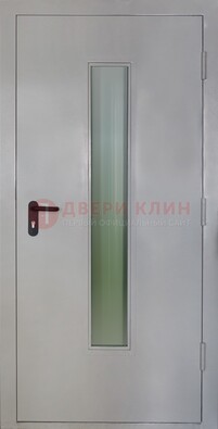 Белая металлическая противопожарная дверь со стеклянной вставкой ДТ-2 в Саранске