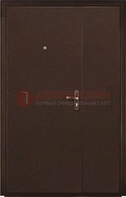 Коричневая входная металлическая тамбурная дверь ДТМ-9 в Сочи