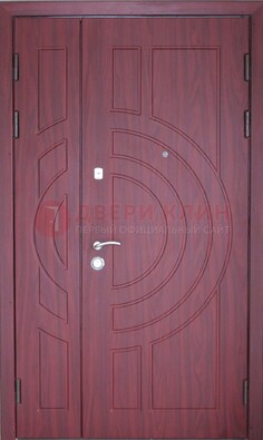 Тамбурная красная железная дверь с виноритом ДВТ-3 в Саранске