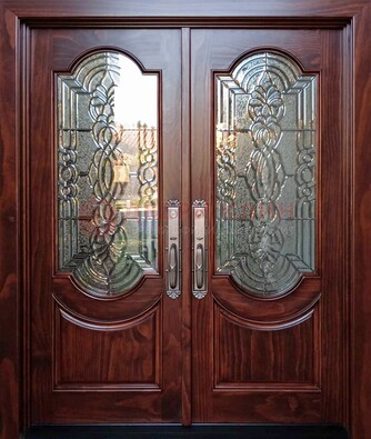 Классическая железная дверь с массивом дуба для входа ВЖ-23 в Саранске