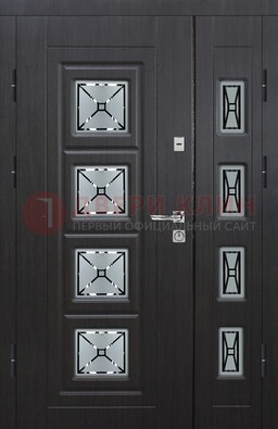Чёрная двухстворчатая железная дверь с МДФ и витражом ВЖ-35 в Саранске